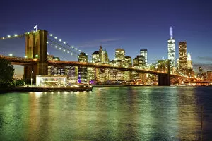 Brooklyn Bridge Framed Print Collection: Brooklyn Bridge and Lower Manhattan skyline at night, New York City, New York