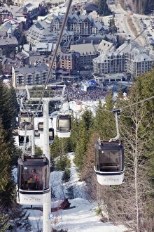 Ski Ing Collection: Cable car above Whistler resort, venue of the 2010 Winter Olympic Games