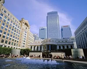 Office Building Collection: Canary Wharf from Cabot Square, Docklands, London, England, UK