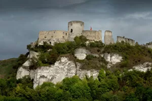 Medieval architecture Metal Print Collection: Chateau Gaillard, Les Andelys, Eure, Normandy, France, Europe