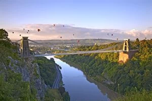 Flying Collection: Clifton Suspension Bridge with hot air balloons in the Bristol Balloon Fiesta in August