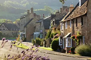 Cotswolds Collection: Cotswold cottages, Broadway, Worcestershire, Cotswolds, England, United Kingdom, Europe
