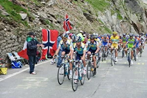 St Bernard Pass Collection: Cyclists including Lance Armstrong and yellow jersey Alberto Contador in the Tour de France 2009