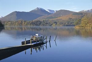Travelling Collection: Derwentwater (Derwent Water) from Keswick, Lake District National Park