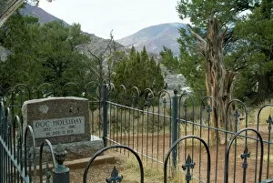 Mid West Collection: Doc Hollidays Grave