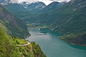 Related Images Jigsaw Puzzle Collection: Geiranger Fjord, UNESCO World Heritage Site, Norway, Scandinavia, Europe
