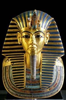 King Collection: Gold mask of Tutankhamun, Egyptian Museum, Cairo, Egypt, North Africa, Africa