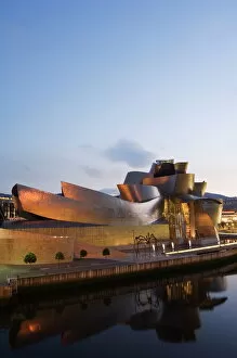 Modern art Collection: Guggenheim Modern Art Museum designed by Frank Gehry
