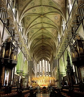 Worcester Collection: Interior of Worcester cathedral, Worcester, Hereford & Worcester, England