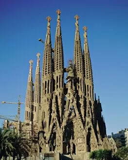 Related Images Canvas Print Collection: La Sagrada Familia