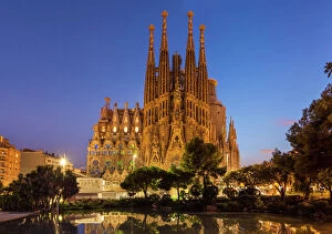 International Landmark Collection: La Sagrada Familia church lit up at night designed by Antoni Gaudi, UNESCO World Heritage Site