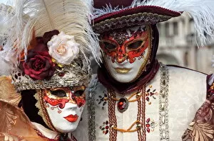 Waist Up Collection: Lady and gentleman in red and white masks, Venice Carnival, Venice, Veneto, Italy, Europe