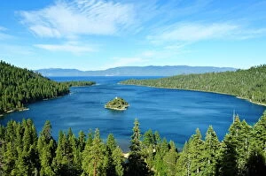 West Coast Collection: Lake Tahoe vista, California, United States of America, North America