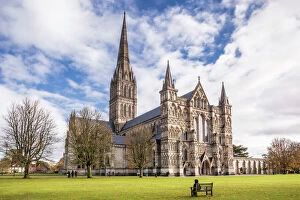 Cultural festivals and traditions Canvas Print Collection: The magnificent Salisbury cathedral, Salisbury, Wiltshire, England, United Kingdom