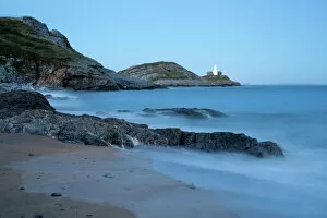 Wales Photo Mug Collection: Mumbles Lighthouse and Bracelet Bay, Gower Peninsula, Swansea, West Glamorgan, Wales