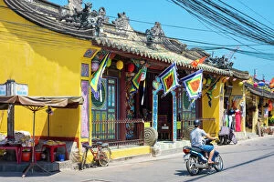 Cultural festivals and traditions Fine Art Print Collection: Ong Pagoda (Chua Ong), Hoi An Ancient Town, UNESCO World Heritage Site, Quang Nam Province