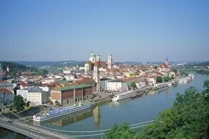 Rivers Fine Art Print Collection: Passau and the River Danube