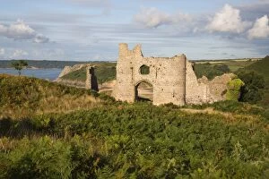 Glamorgan Collection: Pennard Castle and Three Cliffs Bay, Gower Peninsula, Swansea, West Glamorgan, Wales