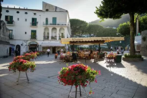 Pavement Cafe Collection: Piazza Centrale, Ravello, Campania, Italy, Europe
