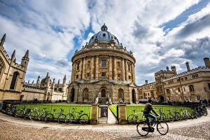 Pavement Collection: Radcliffe Camera with cyclist, Oxford, Oxfordshire, England, United Kingdom, Europe