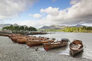 Derwent Water Mouse Mat Collection: Rowing boats on Derwent Water, Keswick, Lake District National Park, Cumbria, England