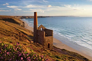St Agnes Collection: Ruins of Wheal Coates Tin Mine engine house, near St Agnes, Cornwall, England