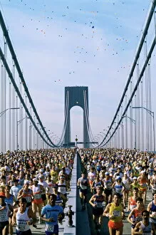 Bridges Collection: Runners, marathon