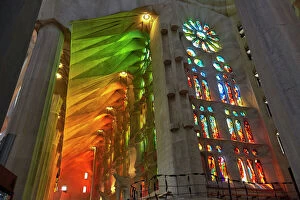 Related Images Jigsaw Puzzle Collection: Sagrada Familia, UNESCO World Heritage Site, Barcelona, Catalonia, Spain, Europe