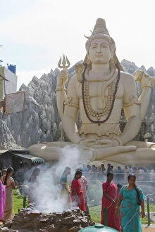Cultural festivals and traditions Collection: Shiva Mandir temple, Bengaluru (Bangalore), Karnataka state, India, Asia