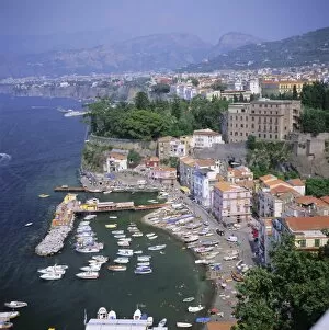 Southern Europe Collection: Sorrento, Costiera Amalfitana (Amalfi Coast)