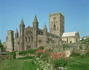 David Roberts Framed Print Collection: St. Davids Cathedral, Pembrokeshire, Wales, United Kingdom, Europe