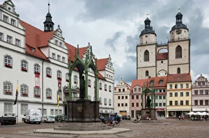 Martin Luther Jigsaw Puzzle Collection: Town Square with Stadtkirke and Town Hall, Staue of Martin Luther, Lutherstadt Wittenberg