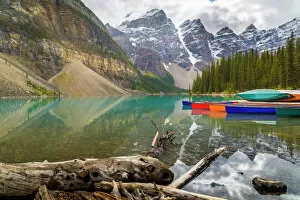 Banff and Macduff Jigsaw Puzzle Collection: Tranquil setting of rowing boats on Moraine Lake, Banff National Park, UNESCO World Heritage Site