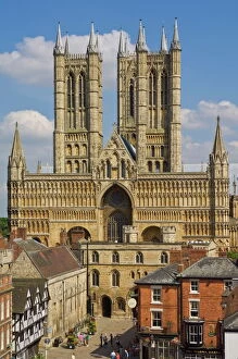 Lincoln Collection: West front of Lincoln cathedral and Exchequer Gate, Lincoln, Lincolnshire