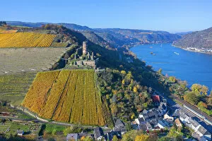 Aerial Views Premium Framed Print Collection: Aerial view at the Furstenberg castle, Oberdiebach, Rhine valley, Rhineland-Palatinate, Germany