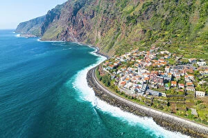 Aerial Views Collection: aerial view of Jardim do Mar during a sunny spring day, Madeira, Portugal