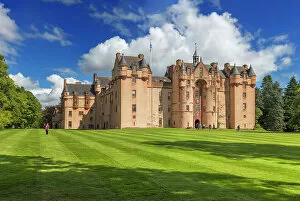 Castles Pillow Collection: Fyvie castle, Aberdeenshire, Scotland, UK