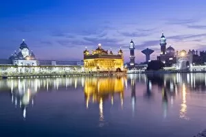 Temple Collection: India, Punjab, Amritsar, the Golden Temple - the holiest shrine of Sikhism just before