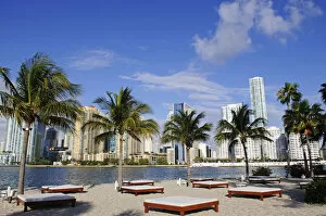 Miami Framed Print Collection: Mandarin Oriental Hotel, Brickell Key Drive, Miami Downtown, Florida, USA