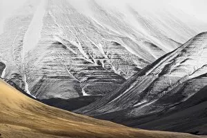 Landscape Canvas Print Collection: Norway, Svalbard, arctic slopes in Isfjord