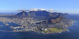 Landscape paintings Photo Mug Collection: South Africa, Western Cape, Cape Town, Aerial View of Cape Town and Table Mountain