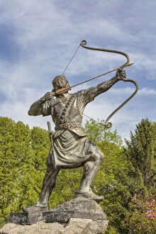Bronze statues Photographic Print Collection: Statue of Arash the Archer, Saadabad Palace, Tehran, Iran