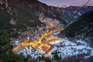 Andorra Photo Mug Collection: Winter view of Arinsal, La Massana, Andorra