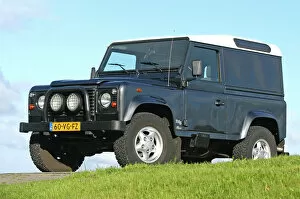 Fine art gallery Collection: Land Rover Defender TD5