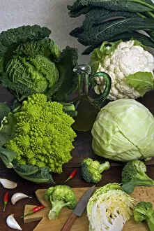 Botanical Collection: Cabbages: -Clockwise- Broccoli, Cauiliflower fractal (Brassica oleracea L. var. italica)