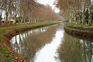 Canal du Midi Collection: Canal du Midi. Argens-Minervois. Languedoc. France. Europe