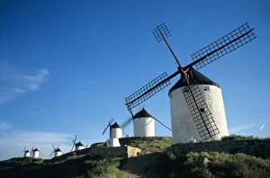 David Barnes Collection: Europe, Consuegra, La Mancha. Windmills
