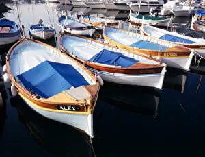 David Barnes Collection: France, Villefranche-sur-Mer, Alpes-Maritimes, Riviera, Traditional wooden fishing