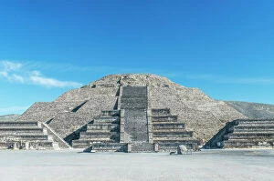Temple Collection: Mexico, Mexico, Teotihuacan Archaeological Site, Pyramid of the Moon