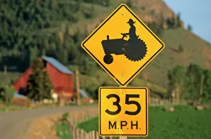 David Barnes Collection: Rural road sign